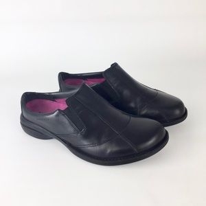Merrell Womens Captiva Slides Slip On Loafers Black Leather Comfort size 8.5